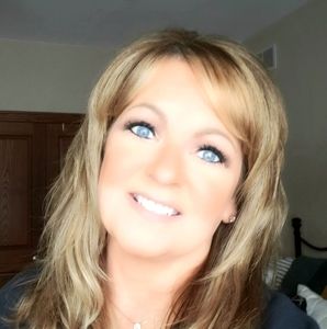 Meet your Posher, Paula